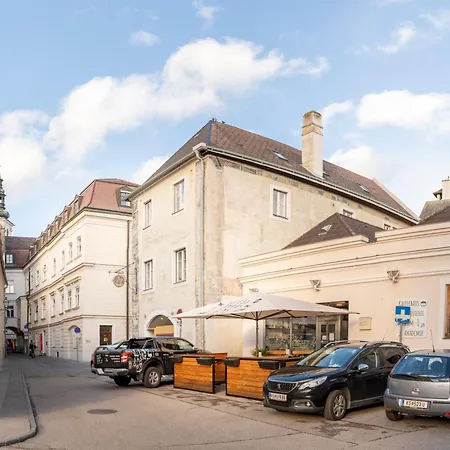 Historic In Der Innenstadt Apartment *