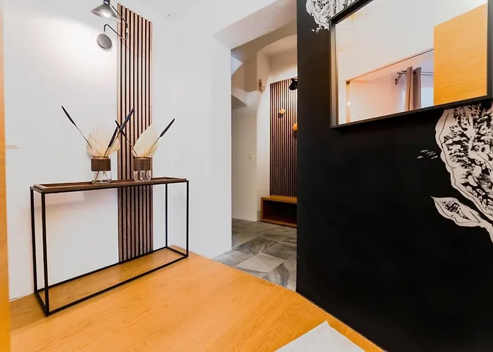 Revliving Historic Oldtown Apartmán Kremže