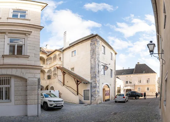 Revliving Historic Oldtown Apartmán Kremže